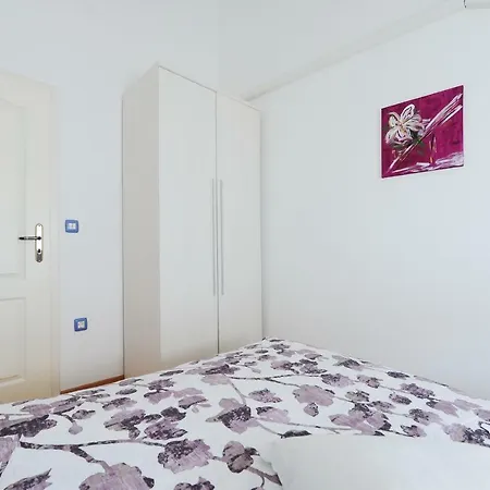 Mario Apartman Zára